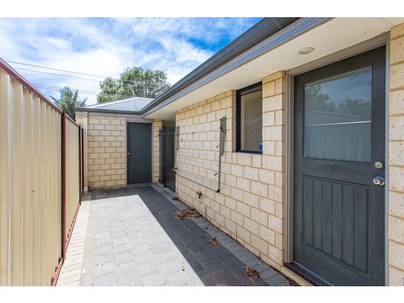 4/75 Church Ave, Armadale WA 6112
