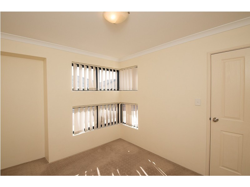 3/35 Barfield Road, Hammond Park WA 6164