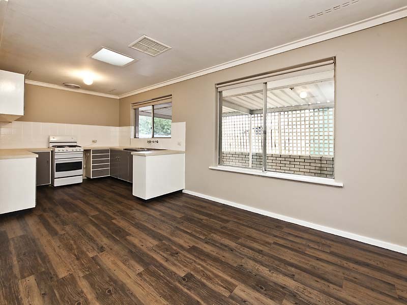 7 Dawson Way, Parmelia WA 6167
