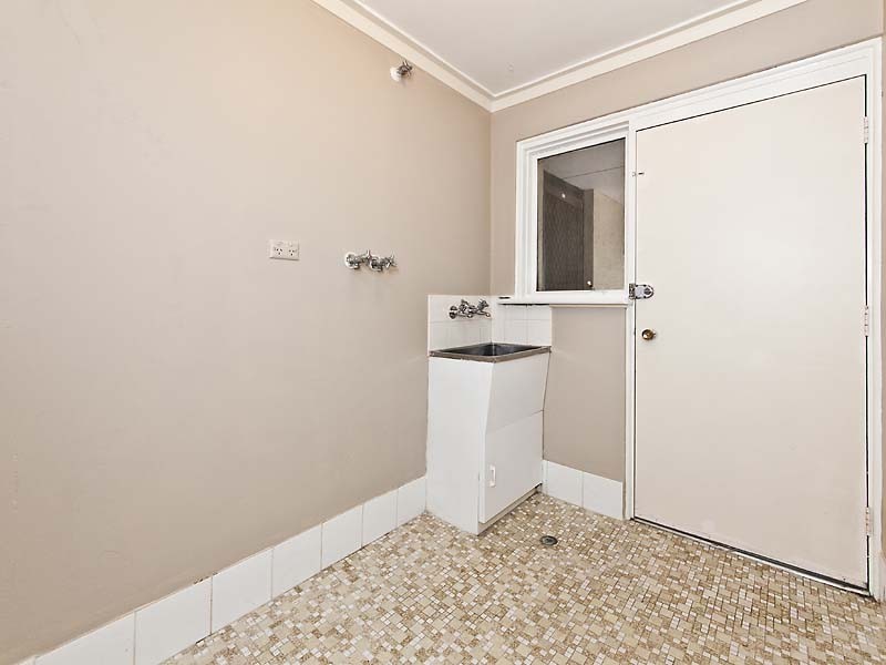7 Dawson Way, Parmelia WA 6167