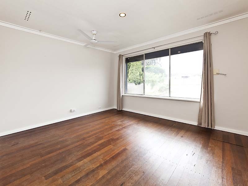7 Dawson Way, Parmelia WA 6167