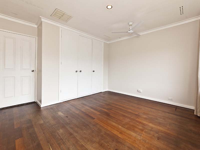 7 Dawson Way, Parmelia WA 6167