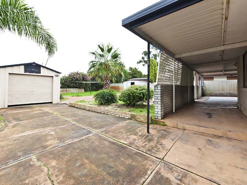 7 Dawson Way, Parmelia WA 6167