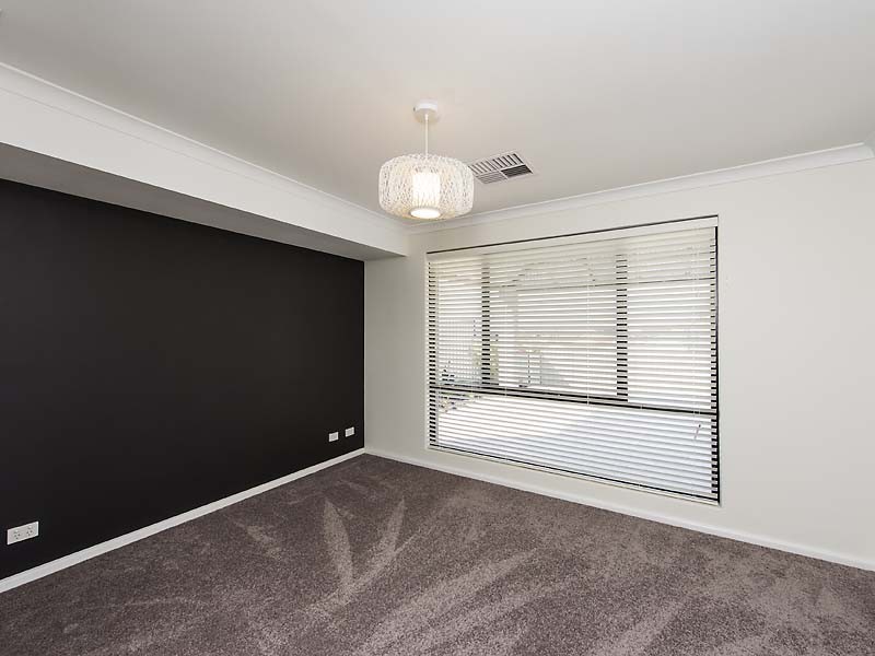 30 Motril Avenue, Coogee WA 6166