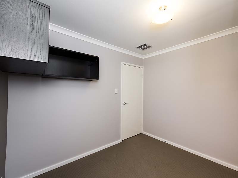 30 Motril Avenue, Coogee WA 6166