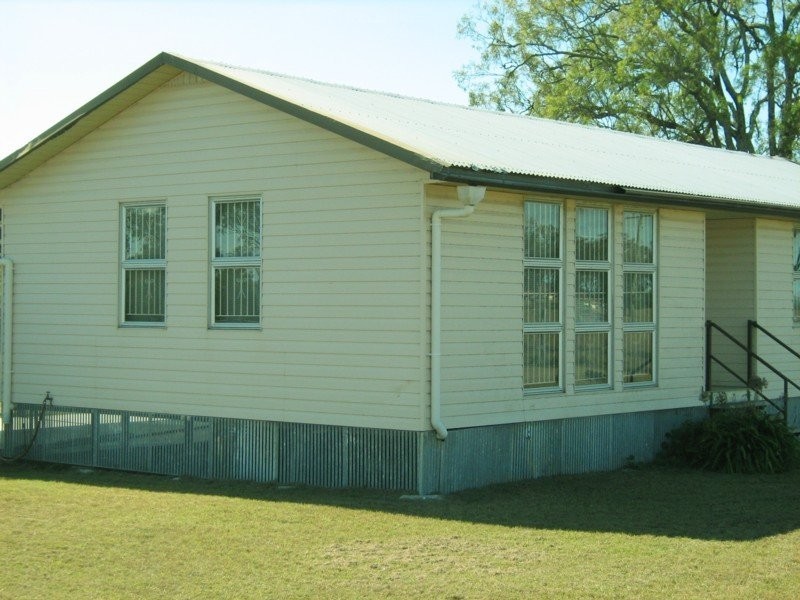 18 Kentville Rd, Kentville QLD 4341