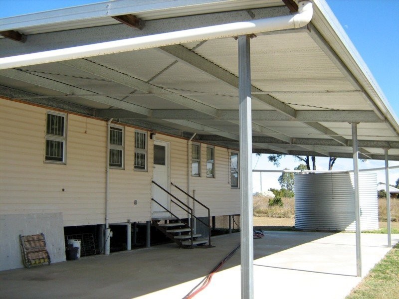 18 Kentville Rd, Kentville QLD 4341