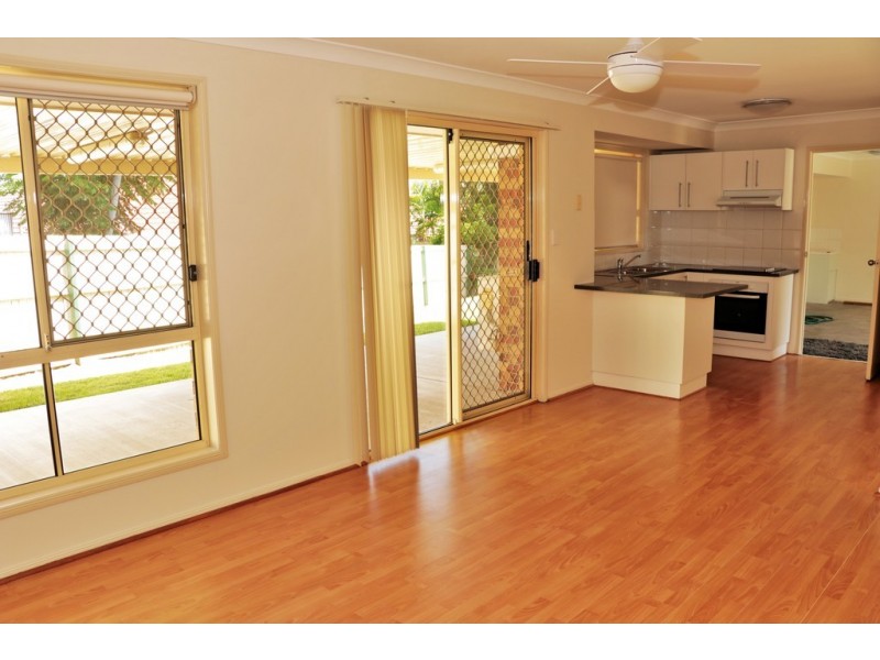 3 SANDHEATH COURT, Regents Park QLD 4118