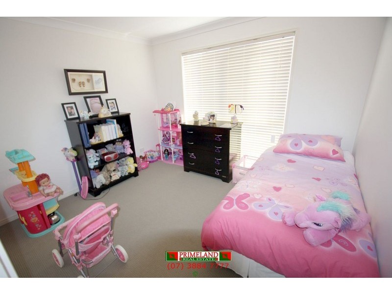 Regents Park QLD 4118