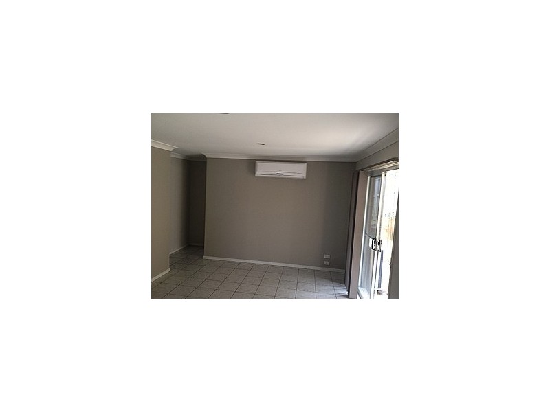 Regents Park QLD 4118