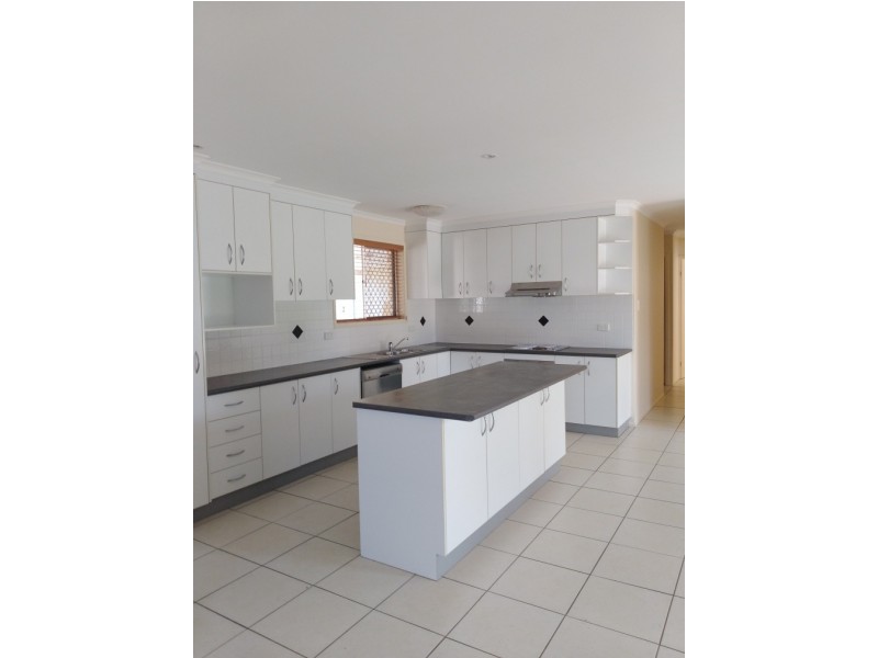 Buccan QLD 4207