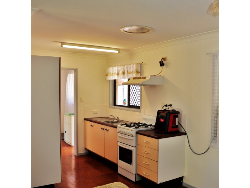 104 BEGONIA STREET, Browns Plains QLD 4118