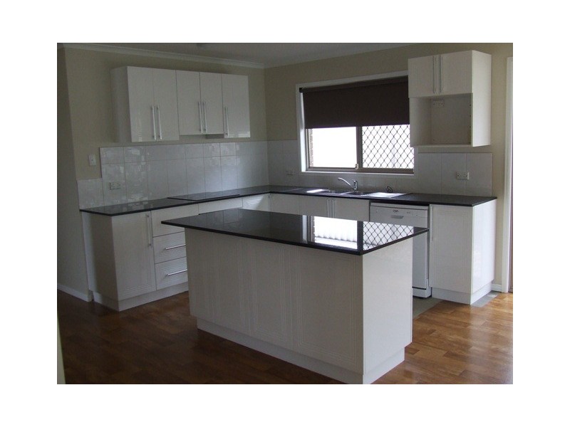 Crestmead QLD 4132