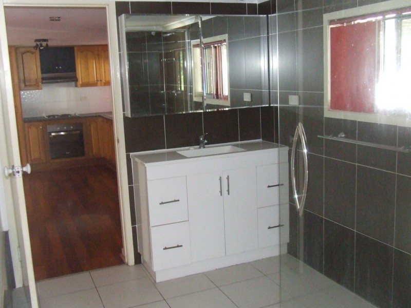 Park Ridge South QLD 4125