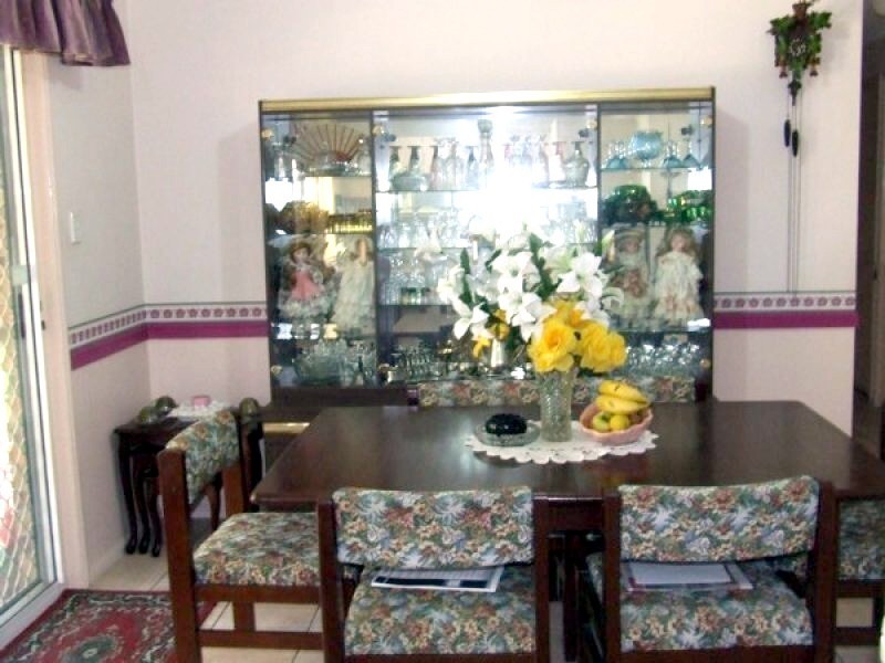 Regents Park QLD 4118