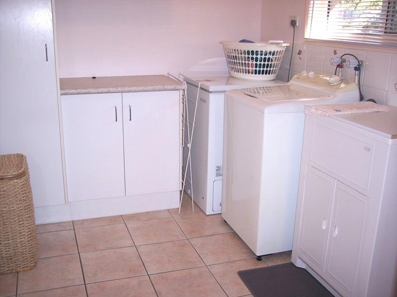 Regents Park QLD 4118