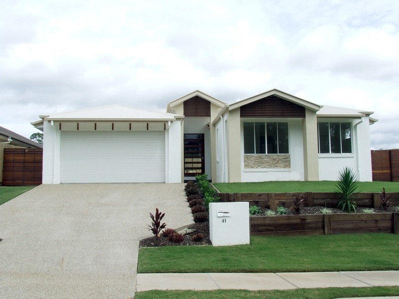 Augustine Heights QLD 4300