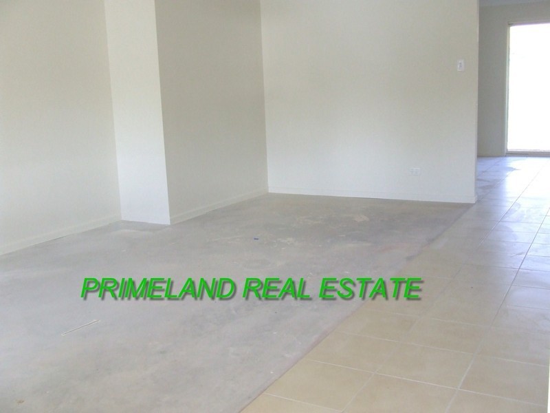 Blackstone QLD 4304