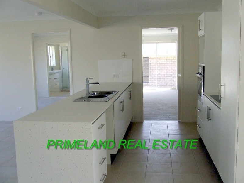 Blackstone QLD 4304