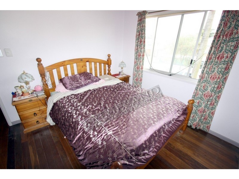 Crestmead QLD 4132