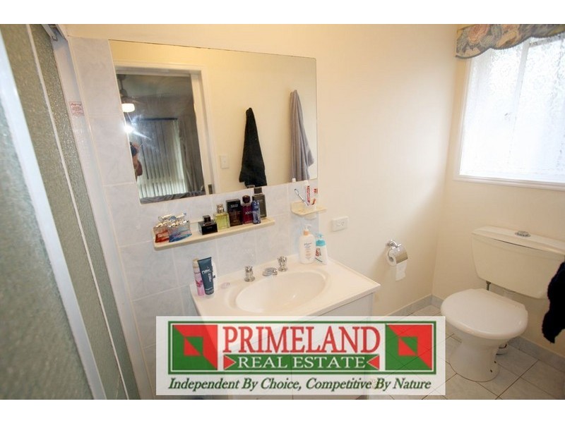 8 Greygum Court, Regents Park QLD 4118