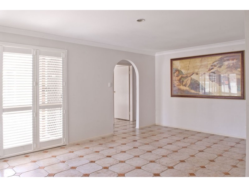 5 Williams Way, Calamvale QLD 4116