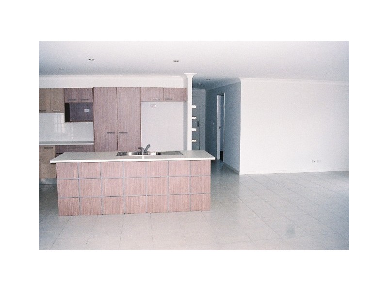 Hillcrest QLD 4118