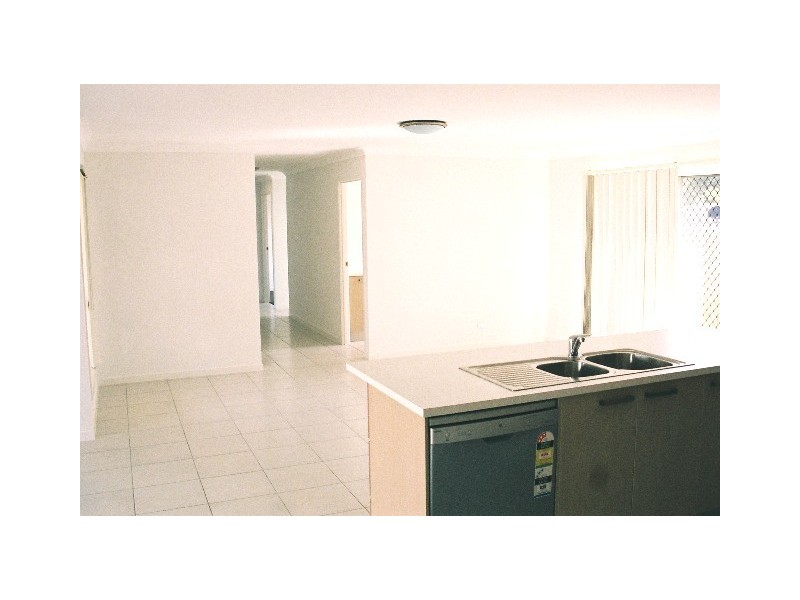 Hillcrest QLD 4118