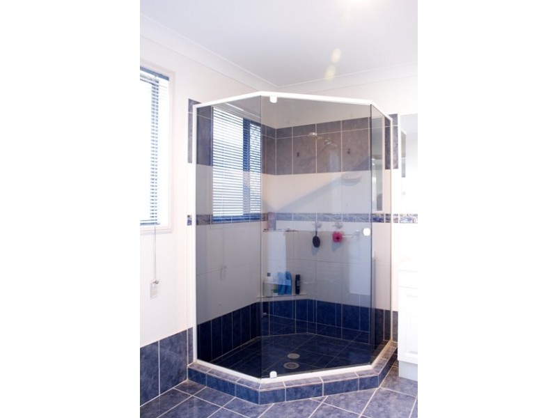 10 Ethan Crt, Crestmead QLD 4132