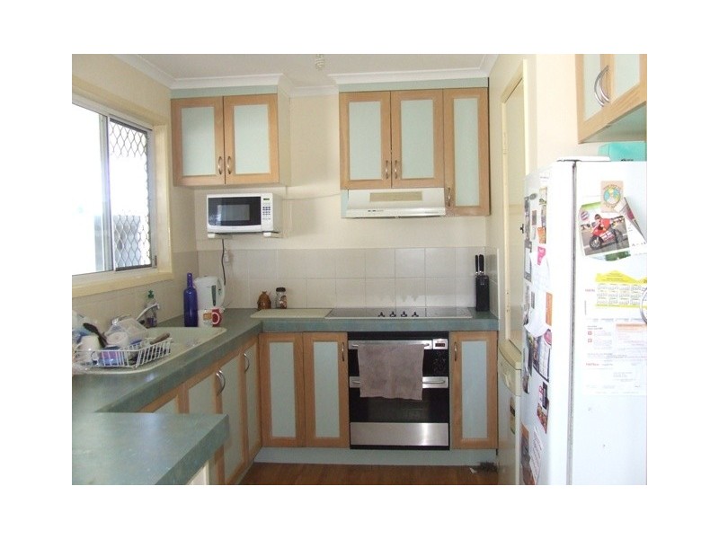 16 STRAIGHT DR, Browns Plains QLD 4118