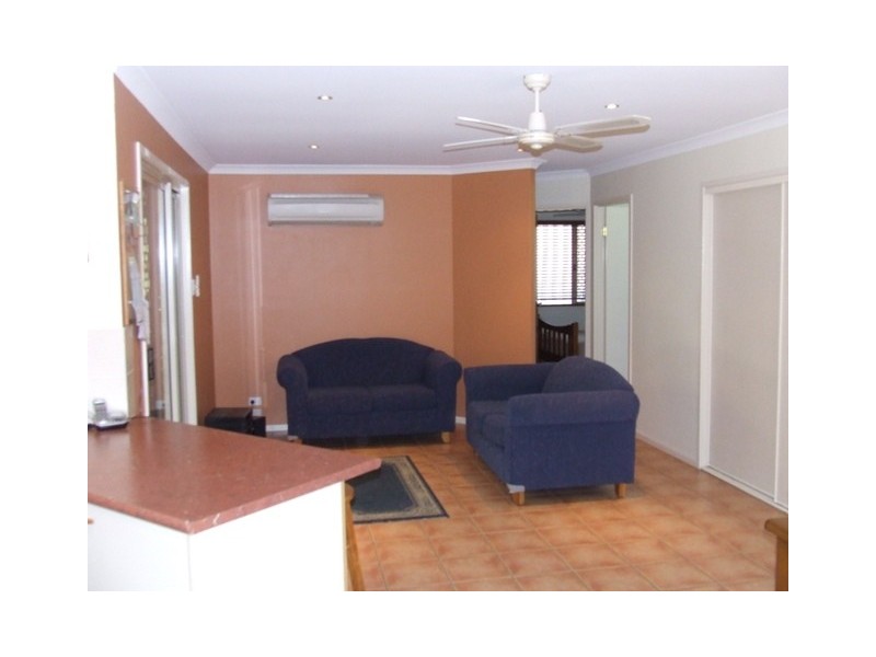 17 Hillview St, Hillcrest QLD 4118