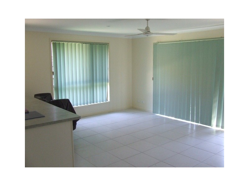 26 Leonie Pl, Doolandella QLD 4077