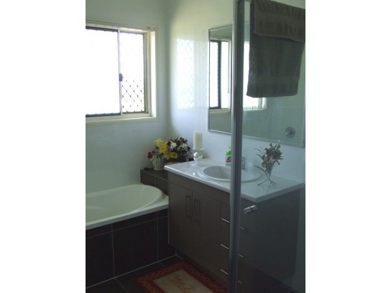 Hatton Vale QLD 4341