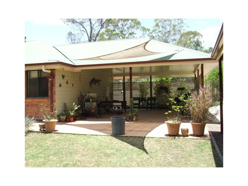 9 Platypus Dr, Greenbank QLD 4124
