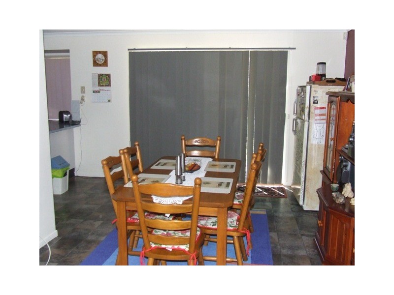 Regents Park QLD 4118