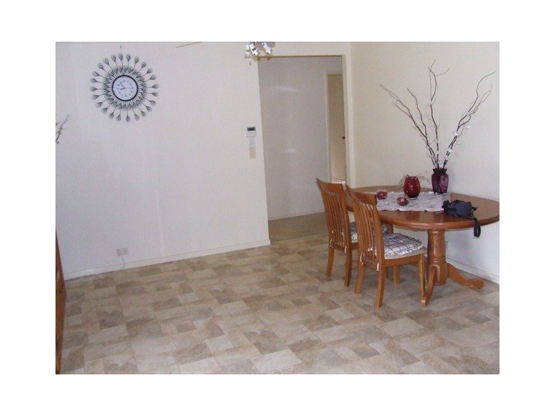 43 Bottlebrush Drive, Regents Park QLD 4118