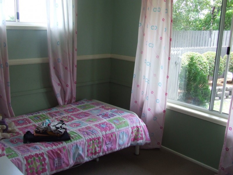 17 Itea Court, Regents Park QLD 4118