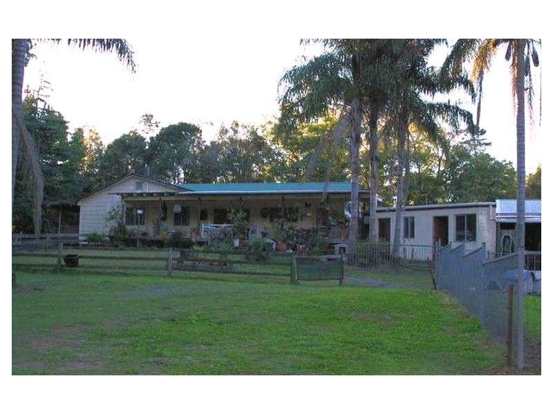 3165 Pacific Highway, Ourimbah NSW 2258