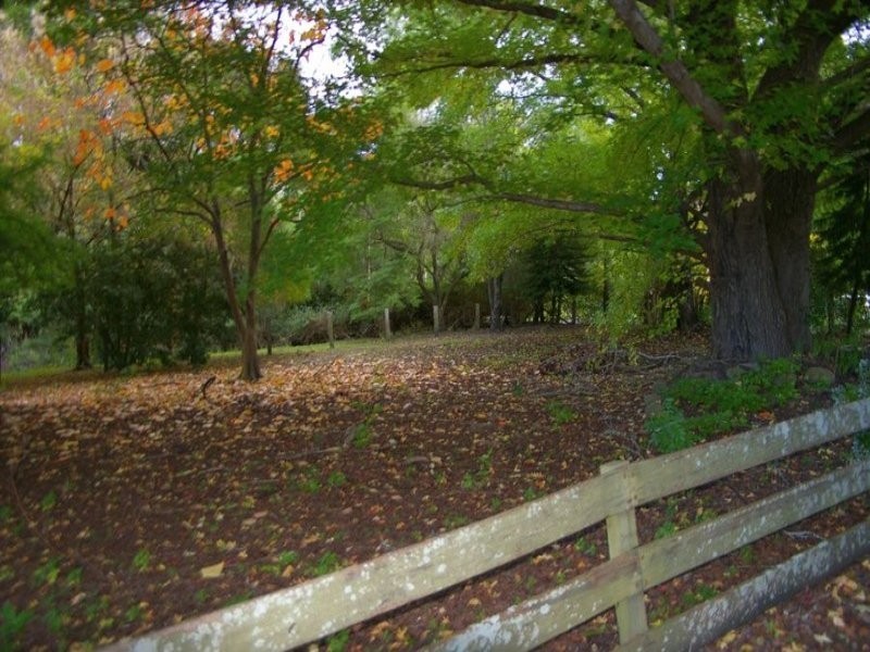 3165 Pacific Highway, Ourimbah NSW 2258