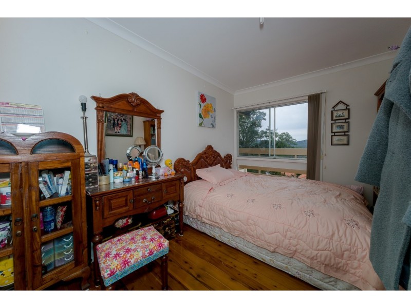 42 Lushington Street, East Gosford NSW 2250