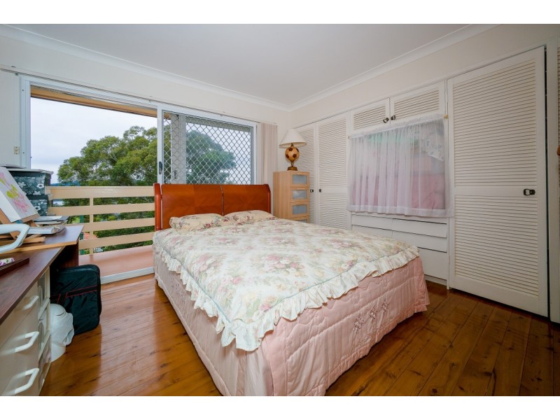 42 Lushington Street, East Gosford NSW 2250