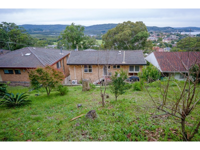 42 Lushington Street, East Gosford NSW 2250