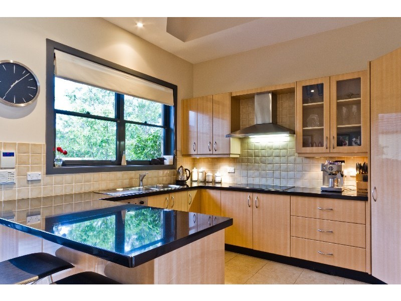 2 Davis Avenue, Davistown NSW 2251