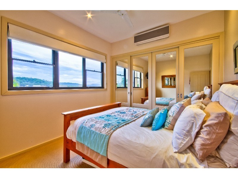 2 Davis Avenue, Davistown NSW 2251