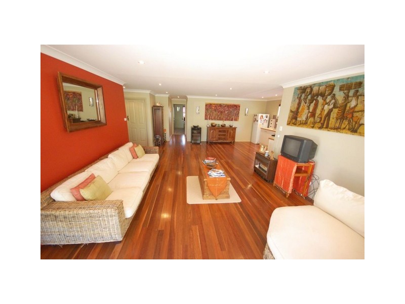 18 View Parade, Saratoga NSW 2251