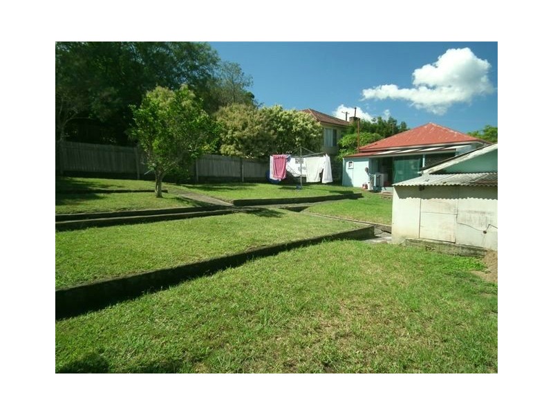 16  Lushington Street, East Gosford NSW 2250