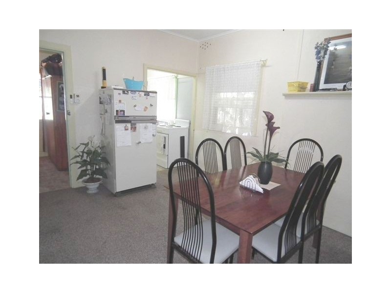 16  Lushington Street, East Gosford NSW 2250