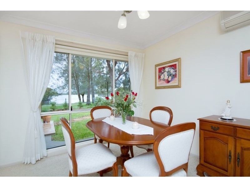 8 Gurra Close, West Gosford NSW 2250