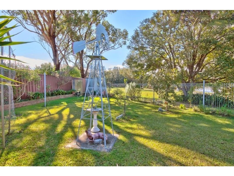 6 Gurra Close, West Gosford NSW 2250