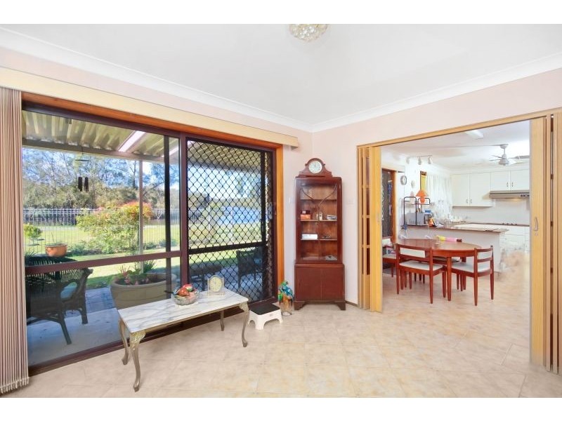 6 Gurra Close, West Gosford NSW 2250